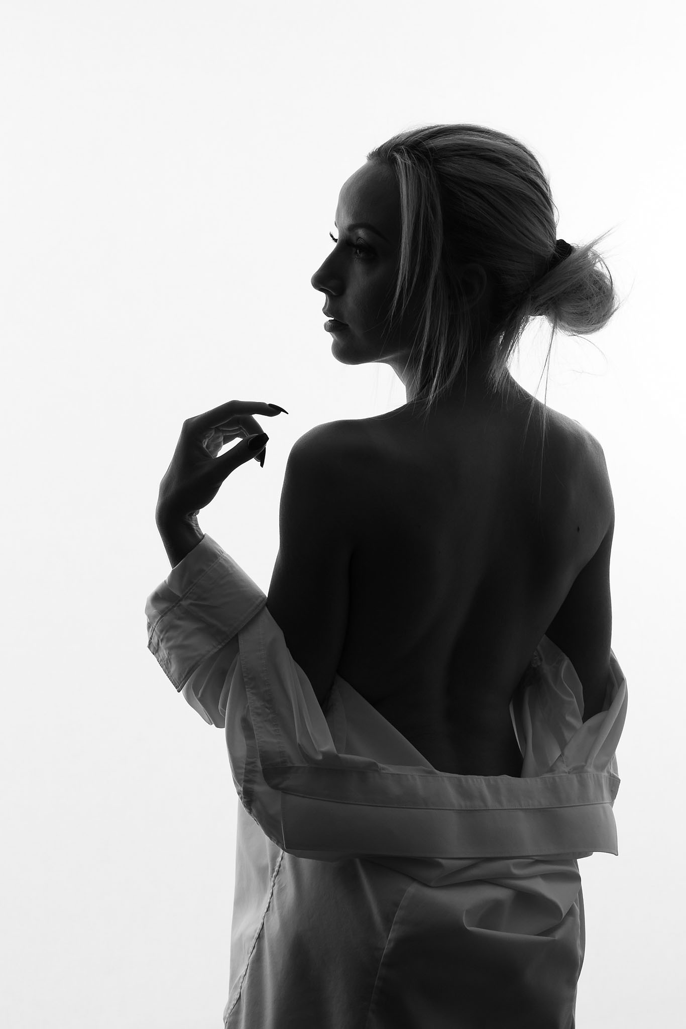Sara 16 web Black and white boudoir photo.