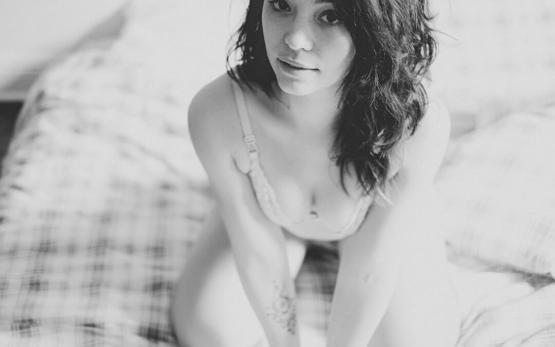 Capturing Confidence: The Art of Boudoir Portraits