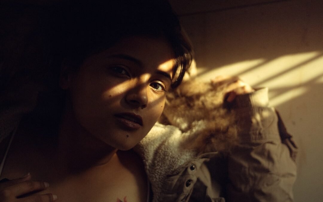 Captivating Beauty: Portraits of Women in Shrewsbury